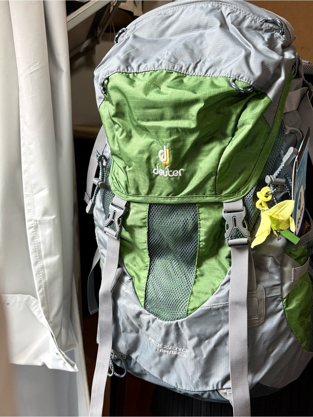 Deuter ACT Zero 45+15 SL, NEW, Green & Light Gray Hiking Backpack